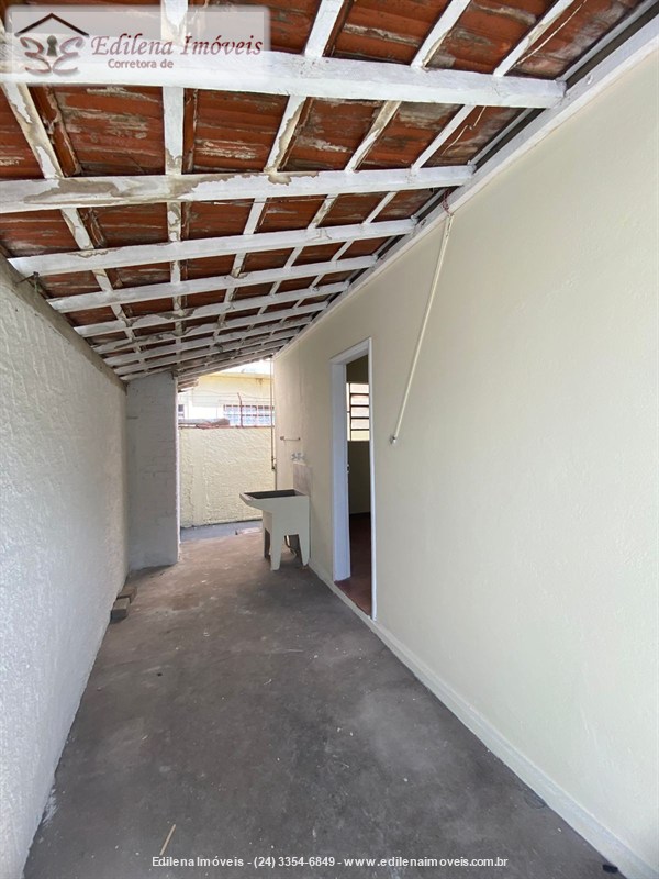 Casa para Alugar no Vila Julieta em Resende