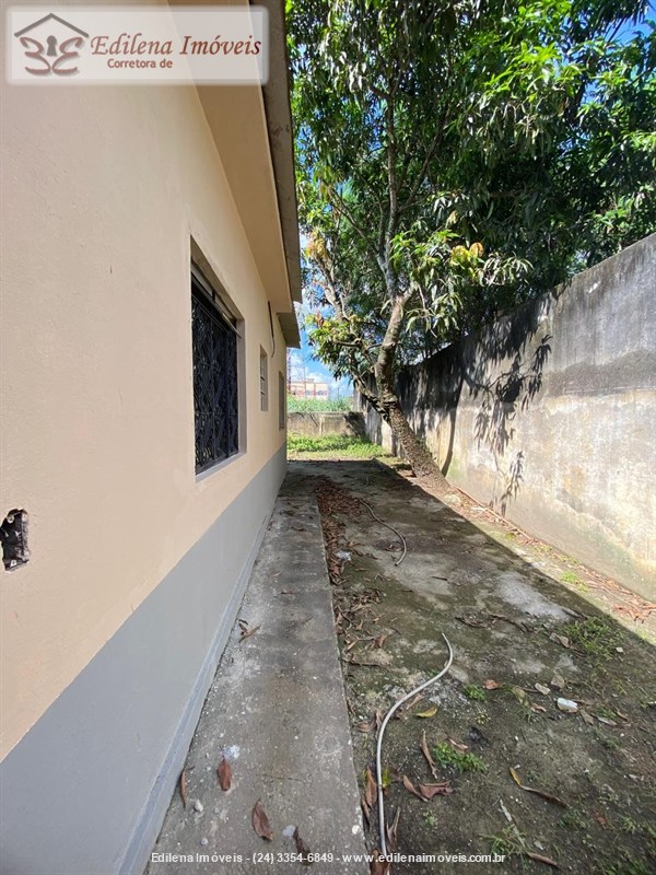 Casa para Alugar no Vila Julieta em Resende
