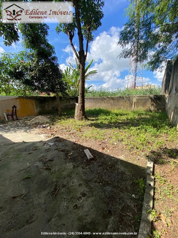 Casa para Alugar no Vila Julieta em Resende