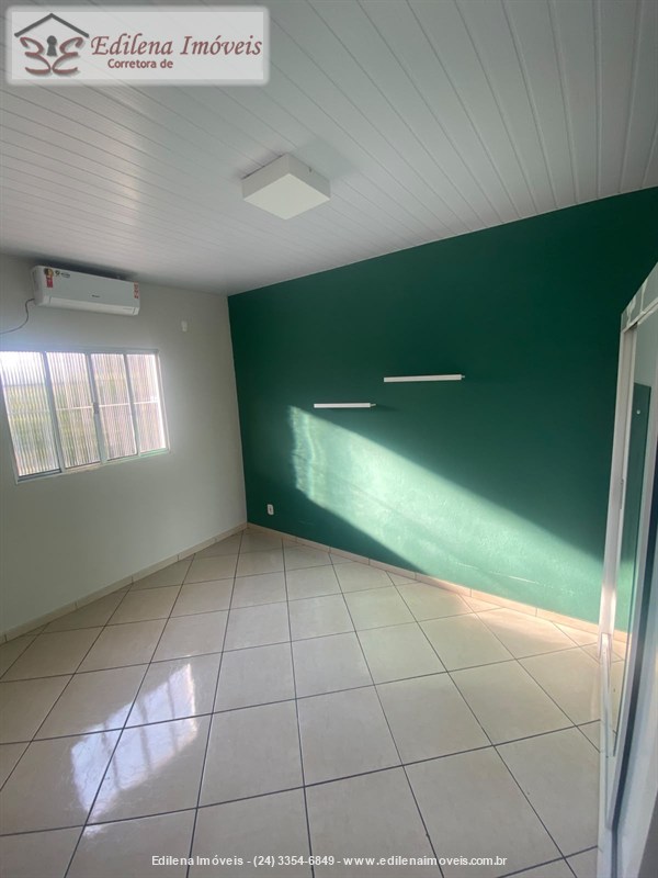 Casa para Alugar no Vila Julieta em Resende
