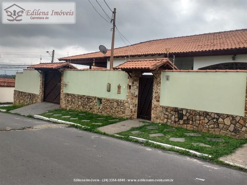 Casa a Venda no Morada da Colina I II III em Resende