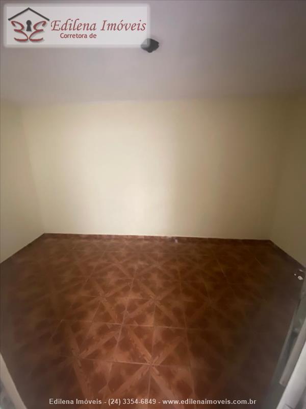 Casa para Alugar no Vila Julieta em Resende