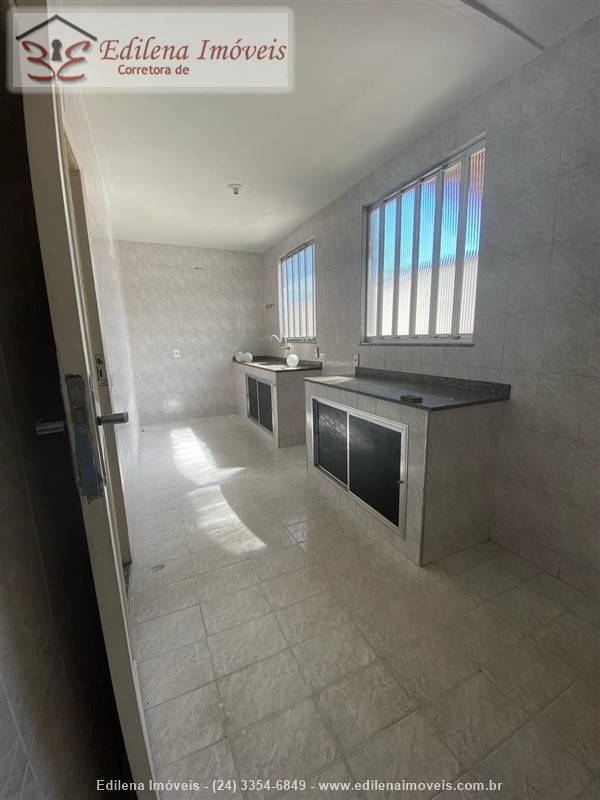 Casa comercial para Alugar no Manejo em Resende