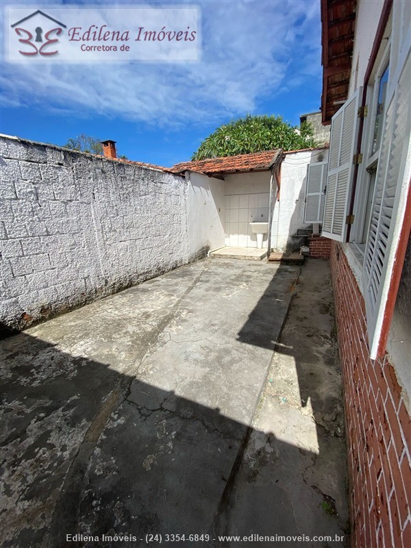 Casa comercial para Alugar no Manejo em Resende