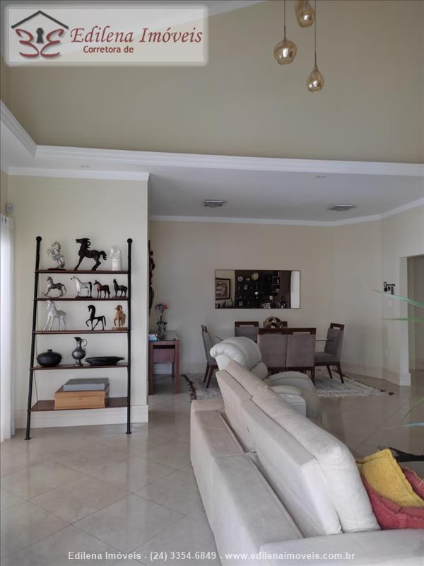 Casa a Venda no Morada da Colina I II III em Resende