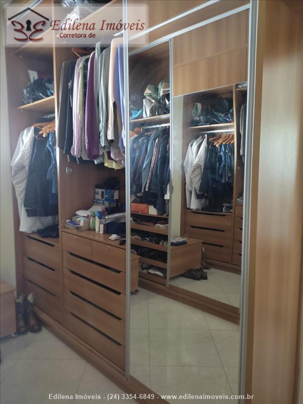 Casa a Venda no Morada da Colina I II III em Resende