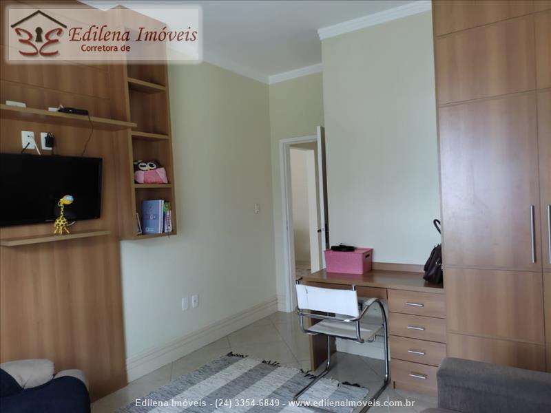 Casa a Venda no Morada da Colina I II III em Resende