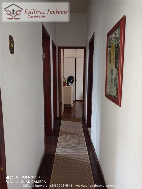 Apartamento a Venda no Comercial em Resende