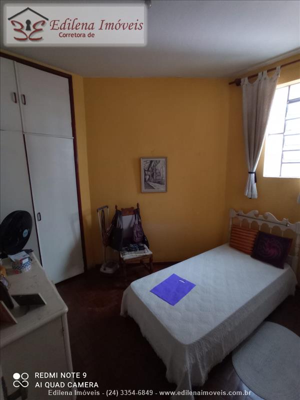 Apartamento a Venda no Comercial em Resende