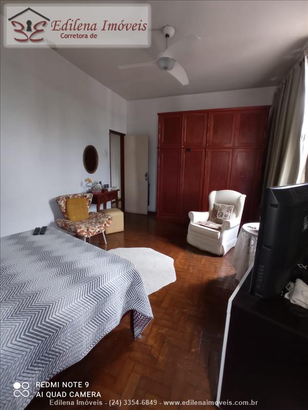 Apartamento a Venda no Comercial em Resende