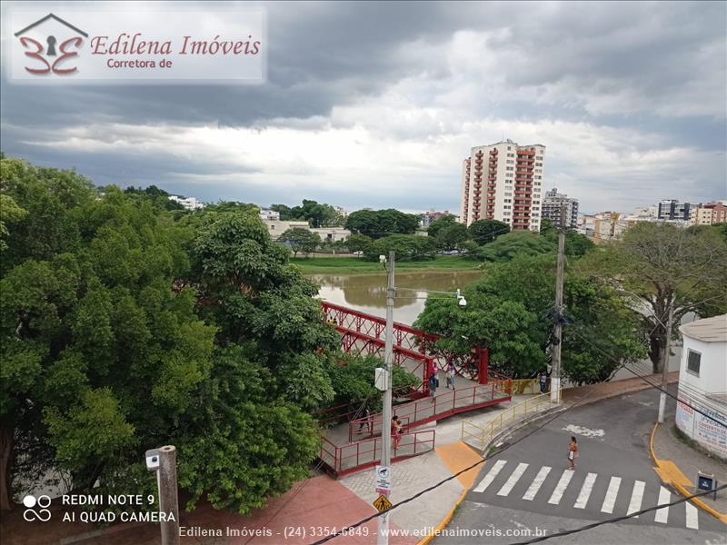 Apartamento a Venda no Comercial em Resende