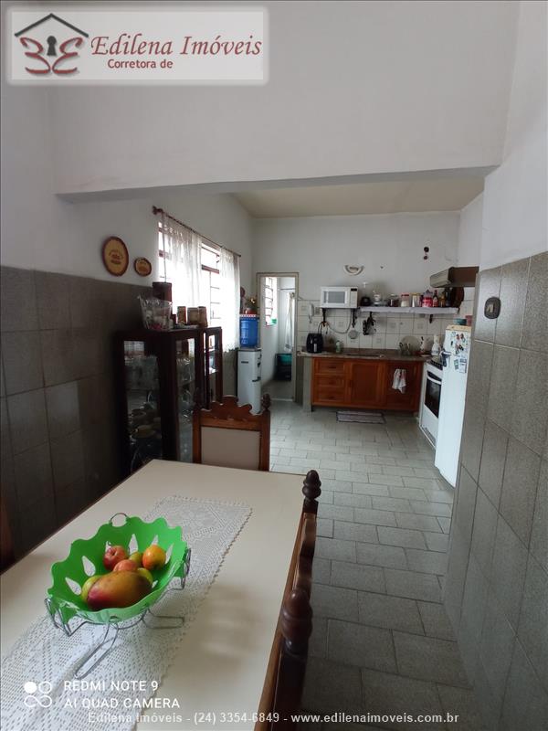 Apartamento a Venda no Comercial em Resende