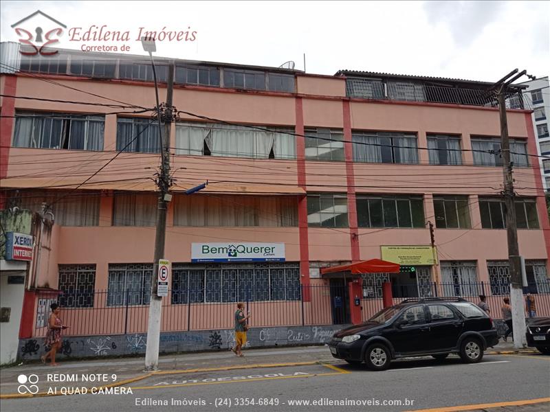 Apartamento a Venda no Comercial em Resende