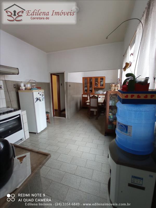 Apartamento a Venda no Comercial em Resende
