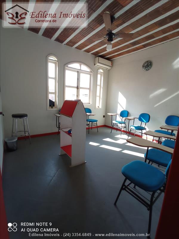 Casa comercial para Venda ou Alugar no Manejo em Resende