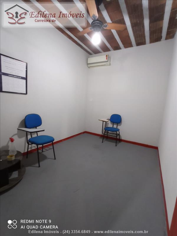 Casa comercial para Venda ou Alugar no Manejo em Resende