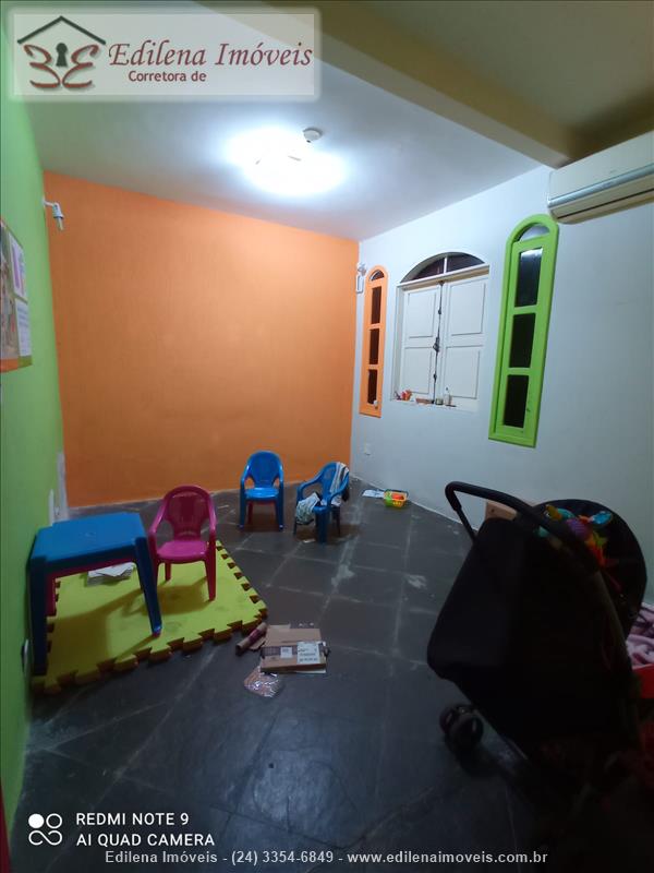 Casa comercial para Venda ou Alugar no Manejo em Resende