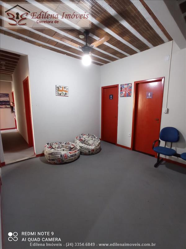 Casa comercial para Venda ou Alugar no Manejo em Resende
