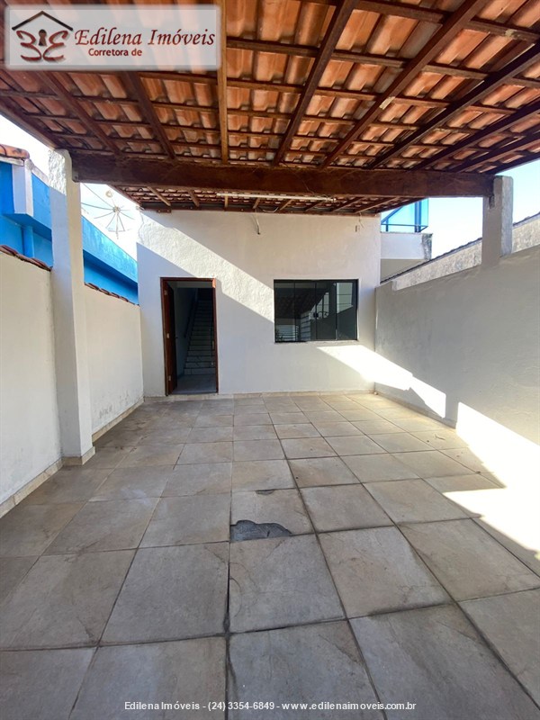 Casa para Alugar no Vila Julieta em Resende