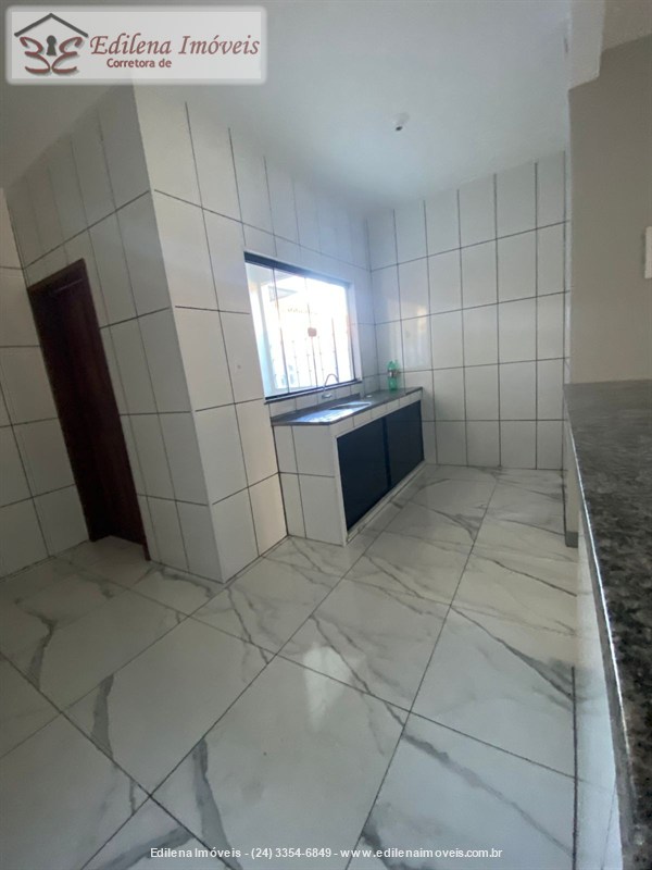 Casa para Alugar no Vila Julieta em Resende