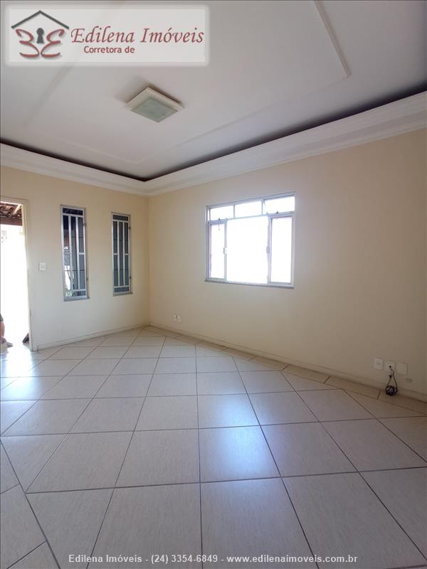 Casa a Venda no Vila Moderna em Resende