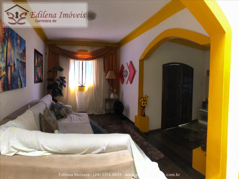Casa a Venda no Vila Julieta em Resende