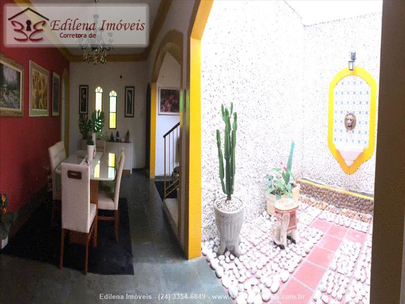 Casa a Venda no Vila Julieta em Resende