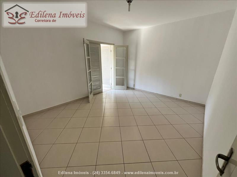 Casa a Venda no Jardim Brasília em Resende