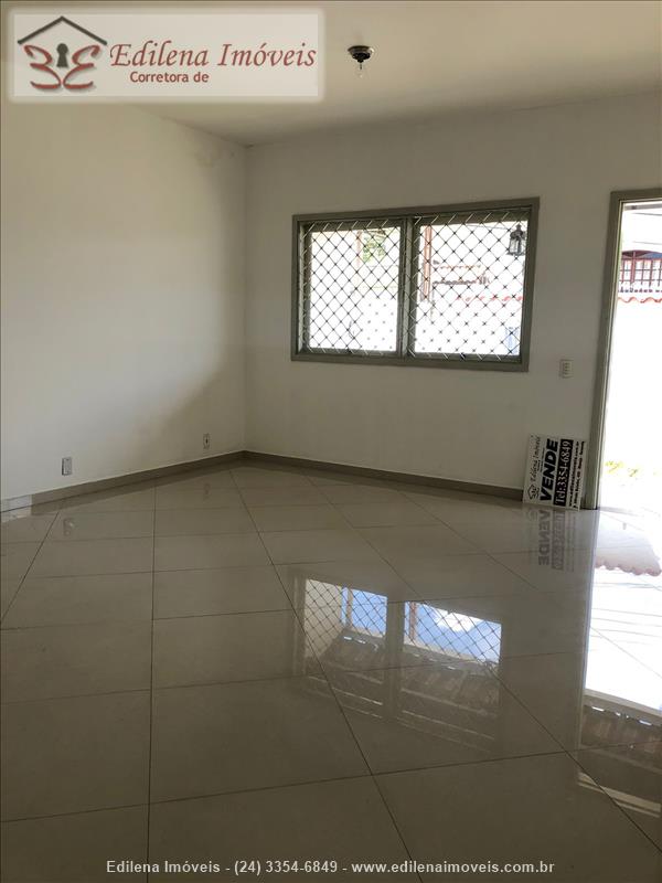 Casa a Venda no Jardim Brasília em Resende