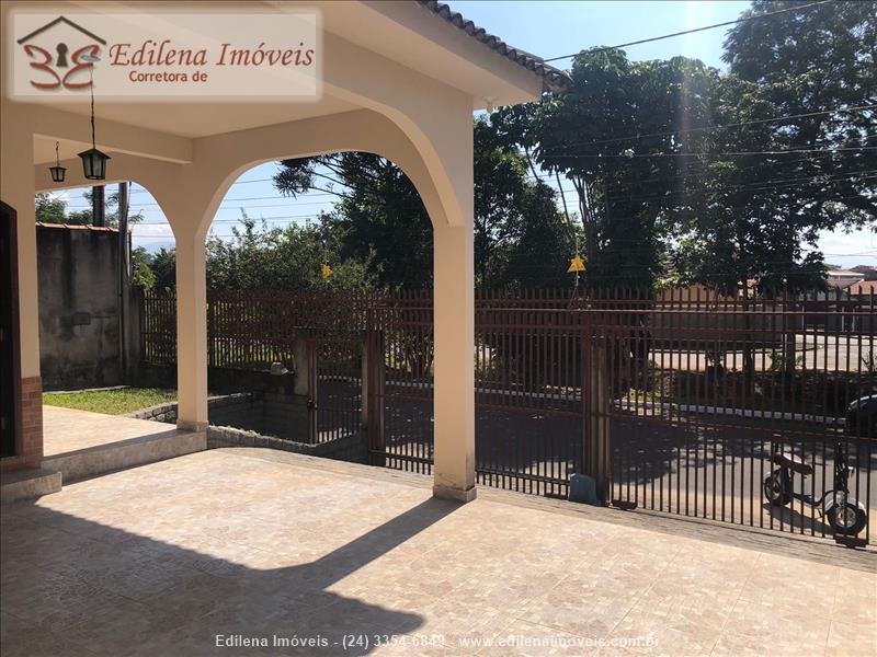 Casa a Venda no Morada da Colina I II III em Resende
