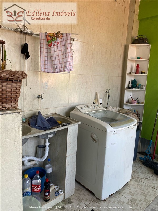 Casa a Venda no Morada da Colina I II III em Resende