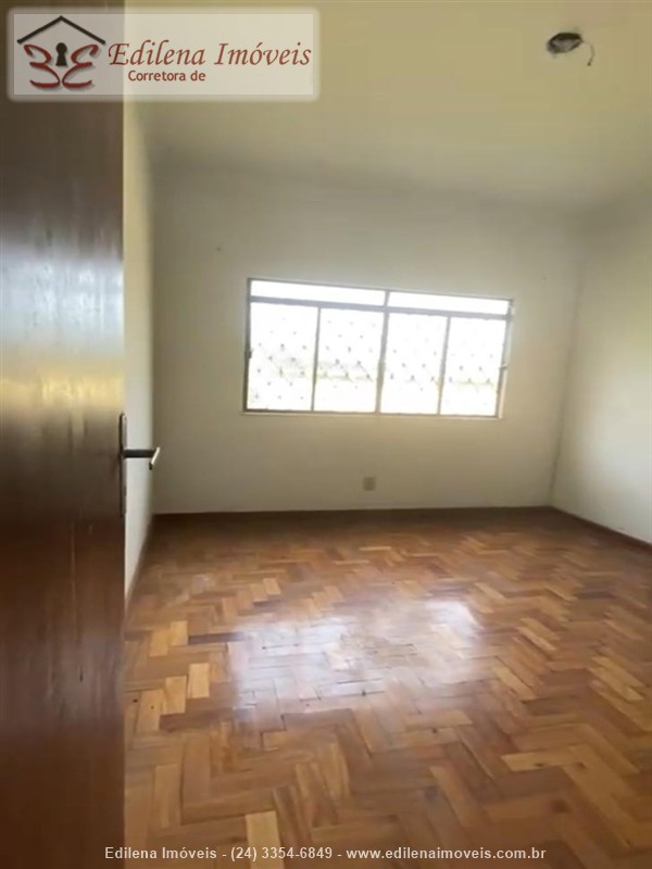 Casa comercial a Venda no Vila Julieta em Resende