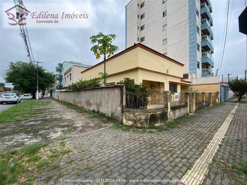 Casa comercial a Venda no Vila Julieta em Resende