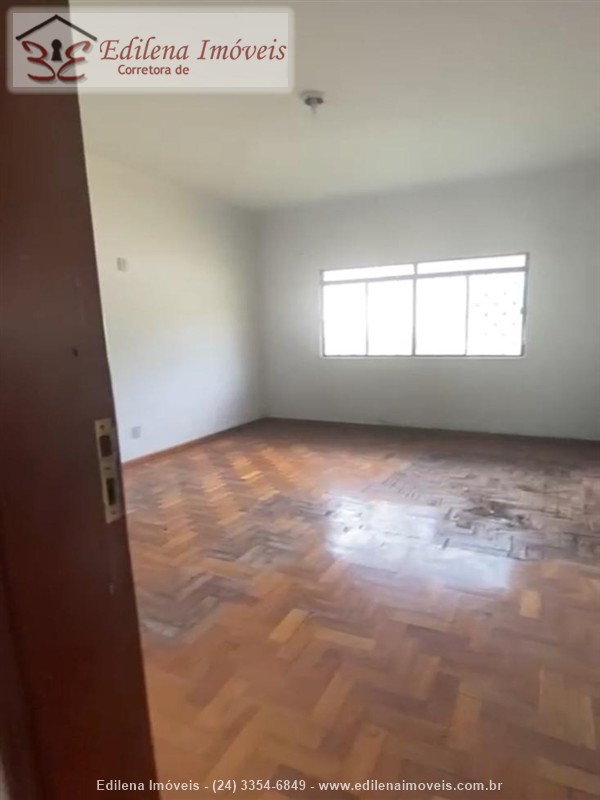 Casa comercial a Venda no Vila Julieta em Resende