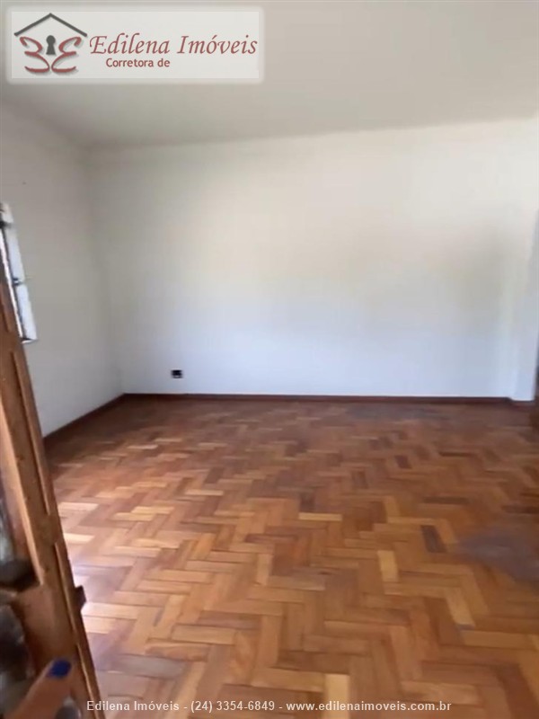 Casa comercial a Venda no Vila Julieta em Resende