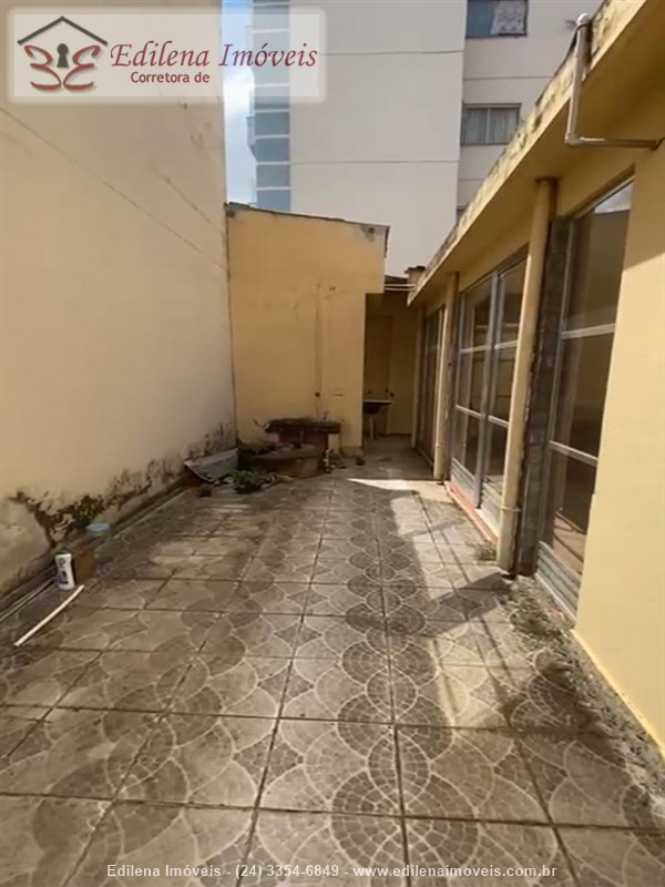 Casa comercial a Venda no Vila Julieta em Resende